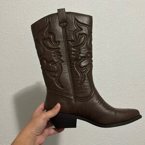 Brown cowboy boots!